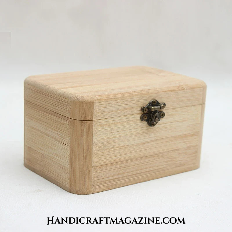 How to Make and Customize a Craft Wood Keepsake Box 1 wood box